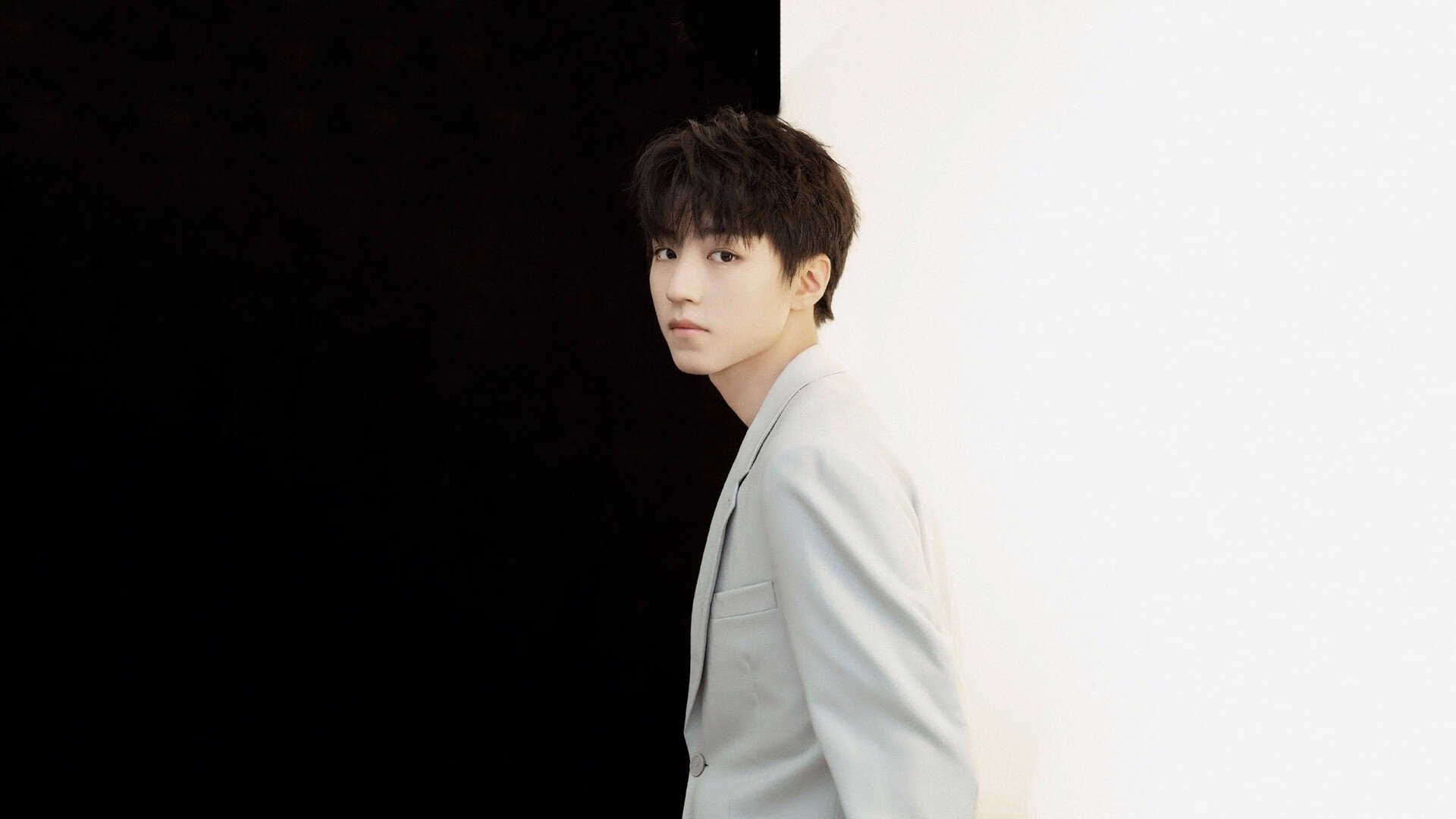 女子200自澳洲选手惊艳全场,澳大利亚女子200米自由泳