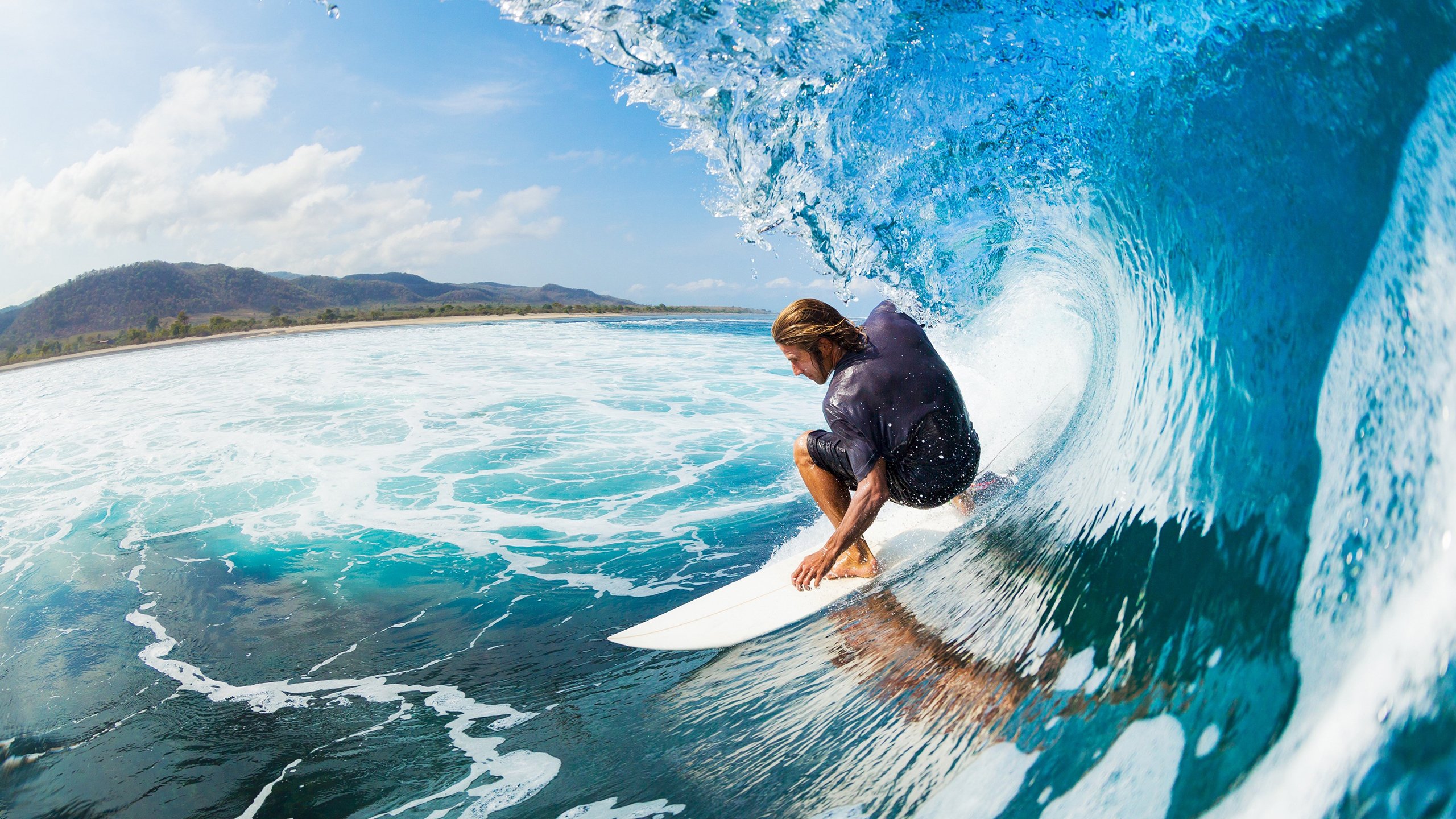 亚马尔分手后与意大利模特传绯闻 女方是足球迷且喜欢K77，亚马尔项目投资