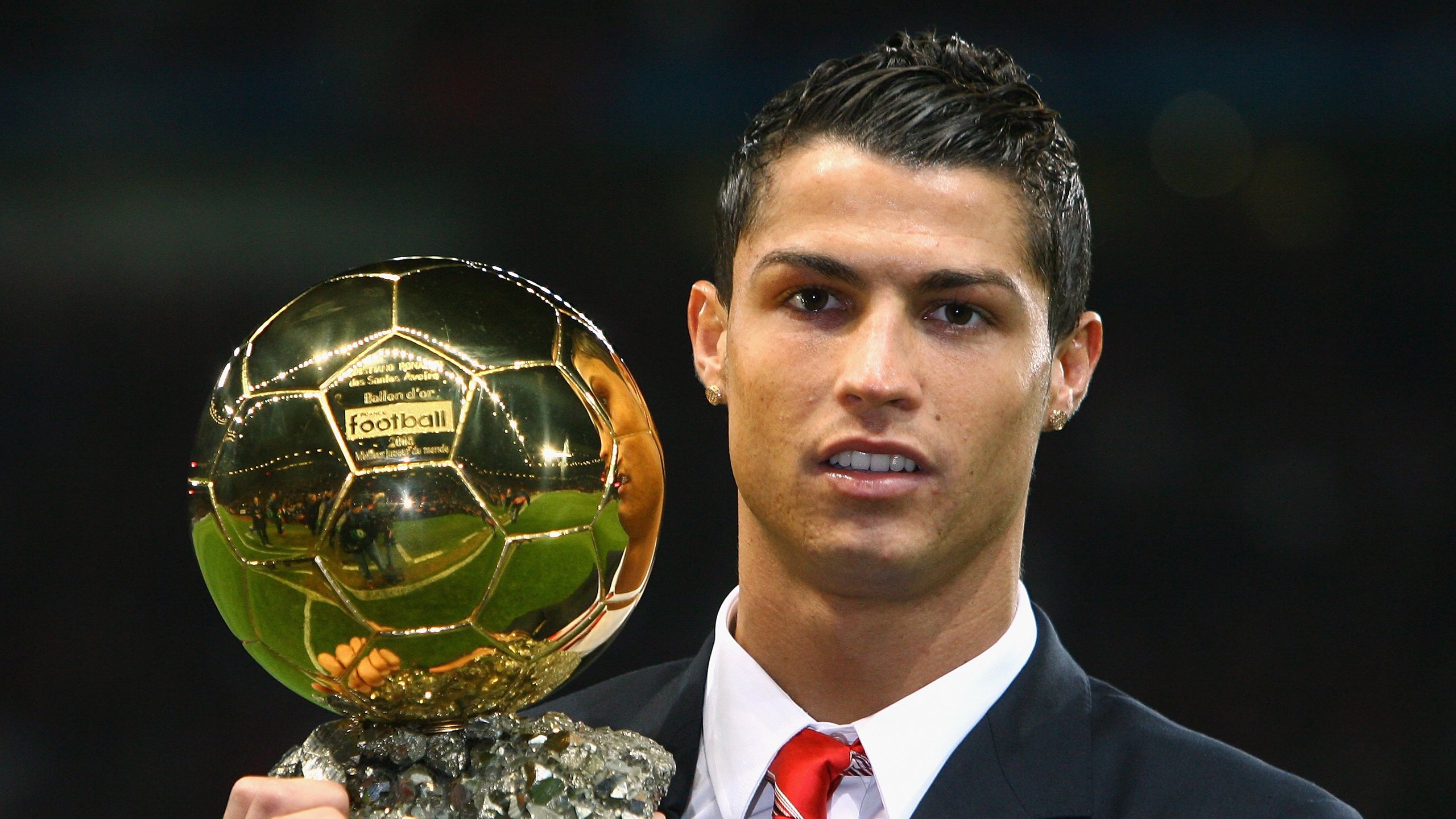 曼城继续统治欧冠，福登带队获胜，曼城晋级